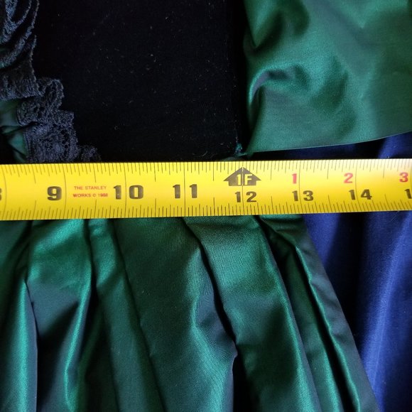 Stunning vintage Victor Costa ballgown - Picture 7 of 11